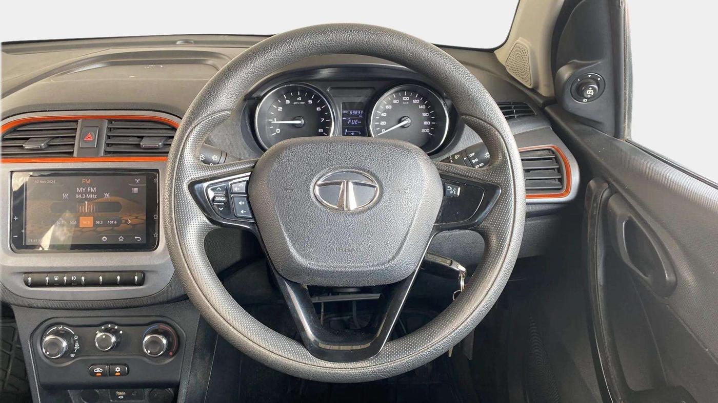2019 Tata TIAGO NRG PETROL, Petrol, Manual, 69,834 km, Steering Wheel Close Up