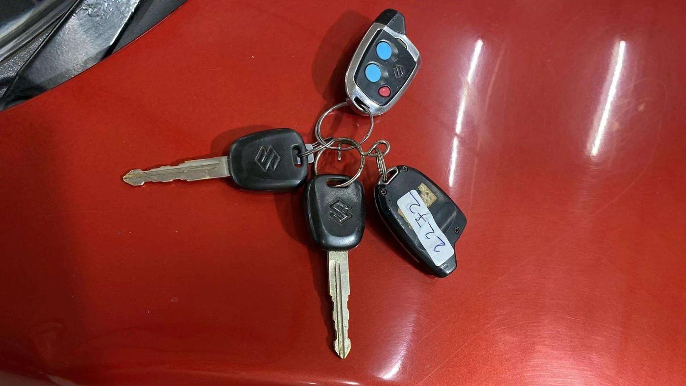 2015 Maruti Celerio VXI, Petrol, Manual, 81,353 km, Key Close Up