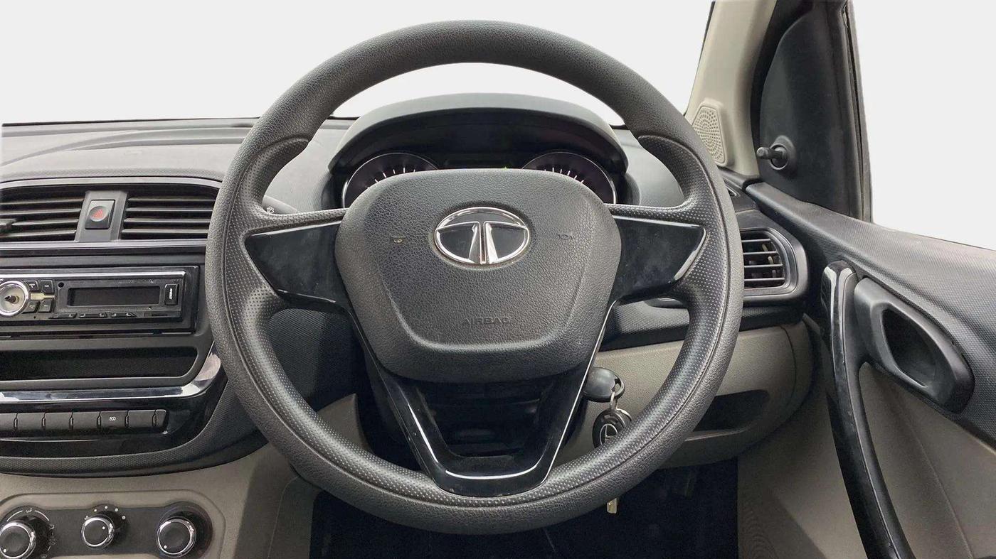 2019 Tata Tiago XM PETROL, Petrol, Manual, 34,118 km, Steering Wheel Close Up