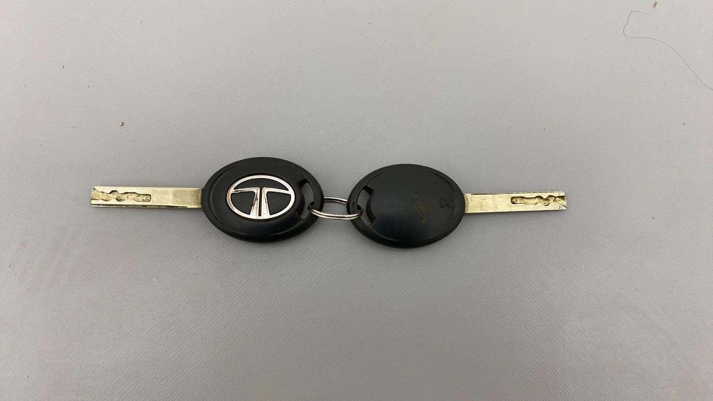 2019 Tata Tiago XM PETROL, Petrol, Manual, 34,118 km, Key Close Up