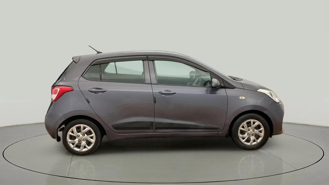 2017 Hyundai Grand i10 MAGNA 1.2 KAPPA VTVT, CNG, Manual, 80,526 km, Right Side View