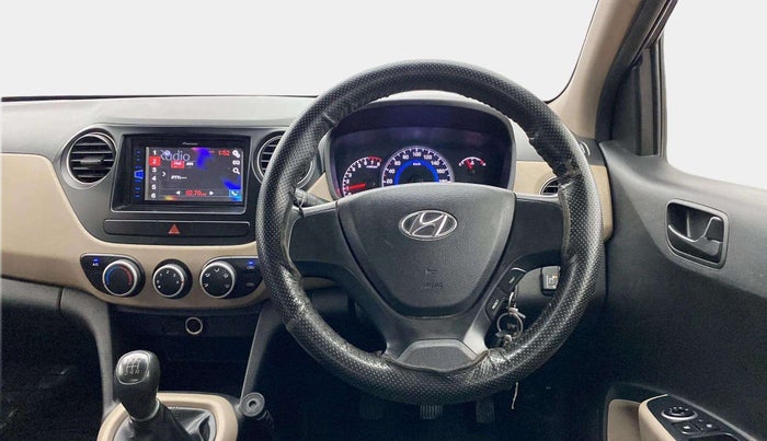 2017 Hyundai Grand i10 MAGNA 1.2 KAPPA VTVT, CNG, Manual, 80,526 km, Steering Wheel Close Up