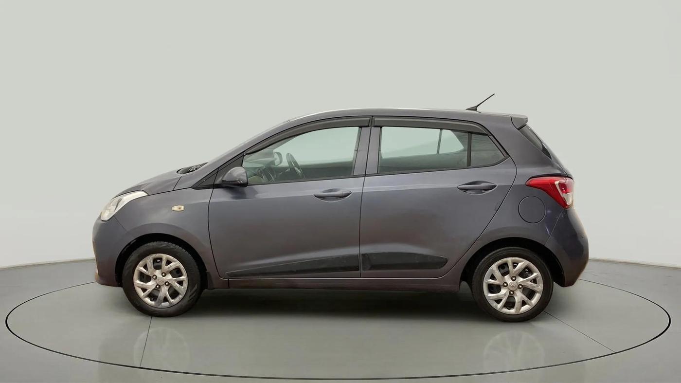 2017 Hyundai Grand i10 MAGNA 1.2 KAPPA VTVT, CNG, Manual, 80,526 km, Left Side