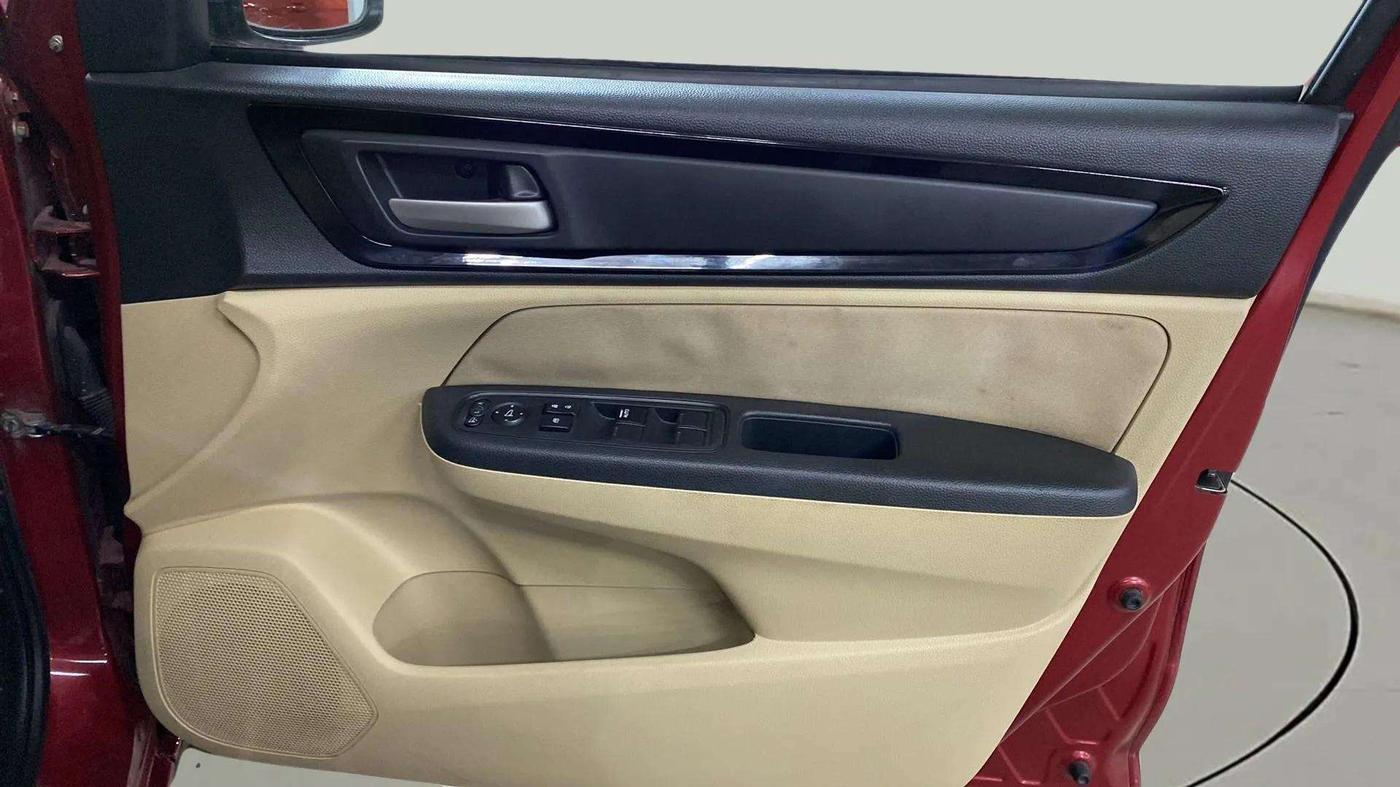 2018 Honda Amaze 1.2L I-VTEC V CVT, Petrol, Automatic, 67,360 km, Driver Side Door Panels Control