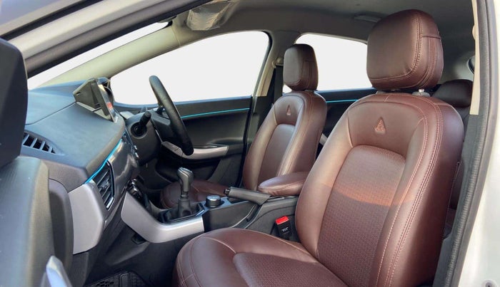 2023 Tata NEXON XM PETROL, Petrol, Manual, 8,903 km, Right Side Front Door Cabin