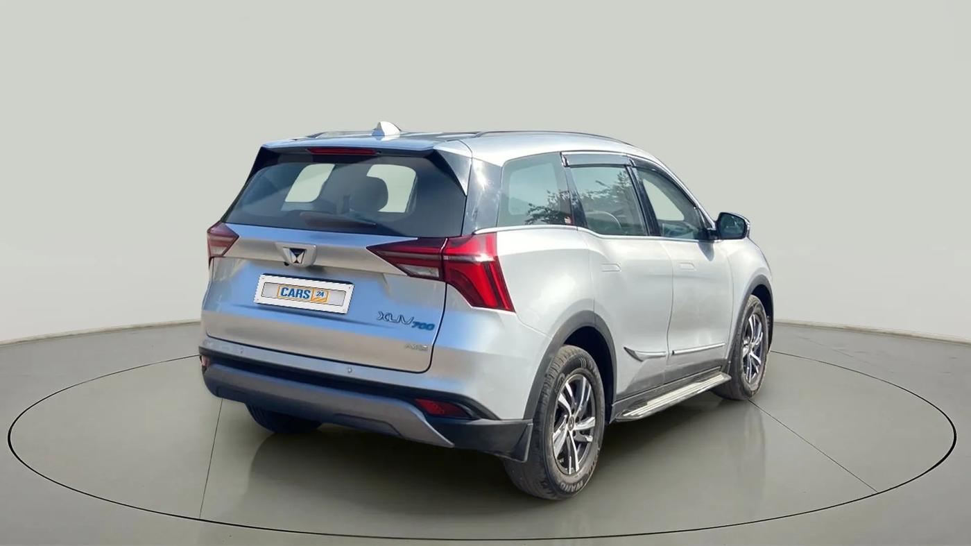2022 Mahindra XUV700 AX 5 D AT 5 STR, Diesel, Automatic, 36,882 km, Right Back Diagonal