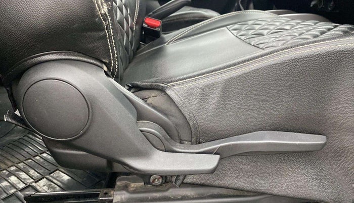 2020 Maruti Baleno ZETA PETROL 1.2, Petrol, Manual, 83,269 km, Driver Side Adjustment Panel