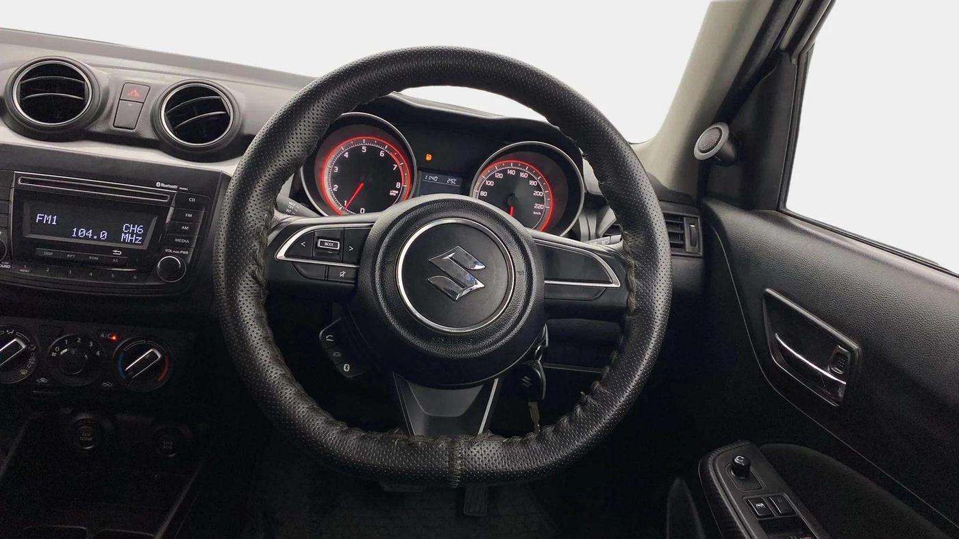 2018 Maruti Swift VXI AMT, Petrol, Automatic, 55,616 km, Steering Wheel Close Up