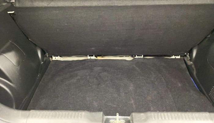 2018 Maruti Swift VXI AMT, Petrol, Automatic, 55,616 km, Boot Inside