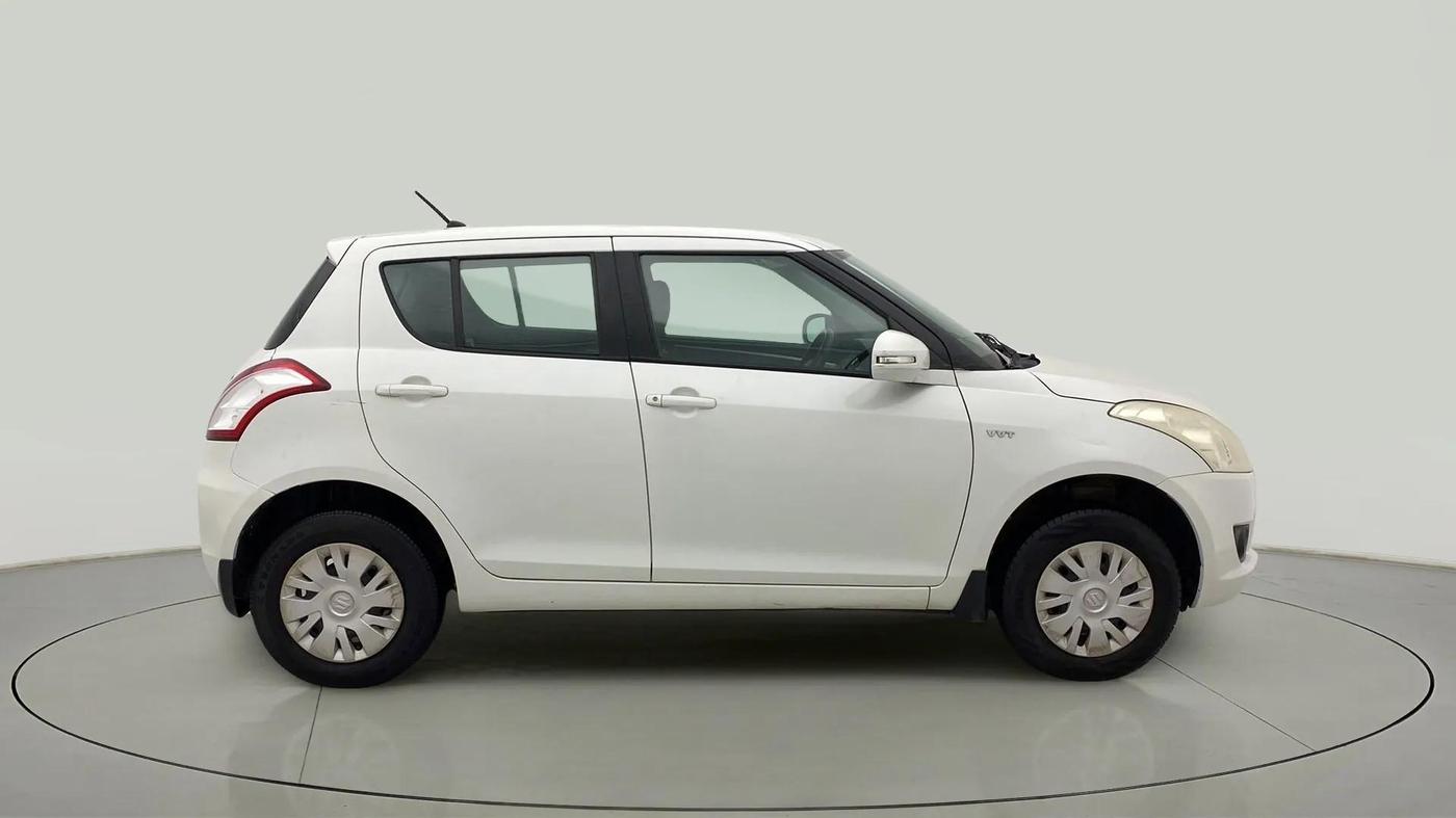 2014 Maruti Swift VXI, Petrol, Manual, 50,781 km, Right Side View