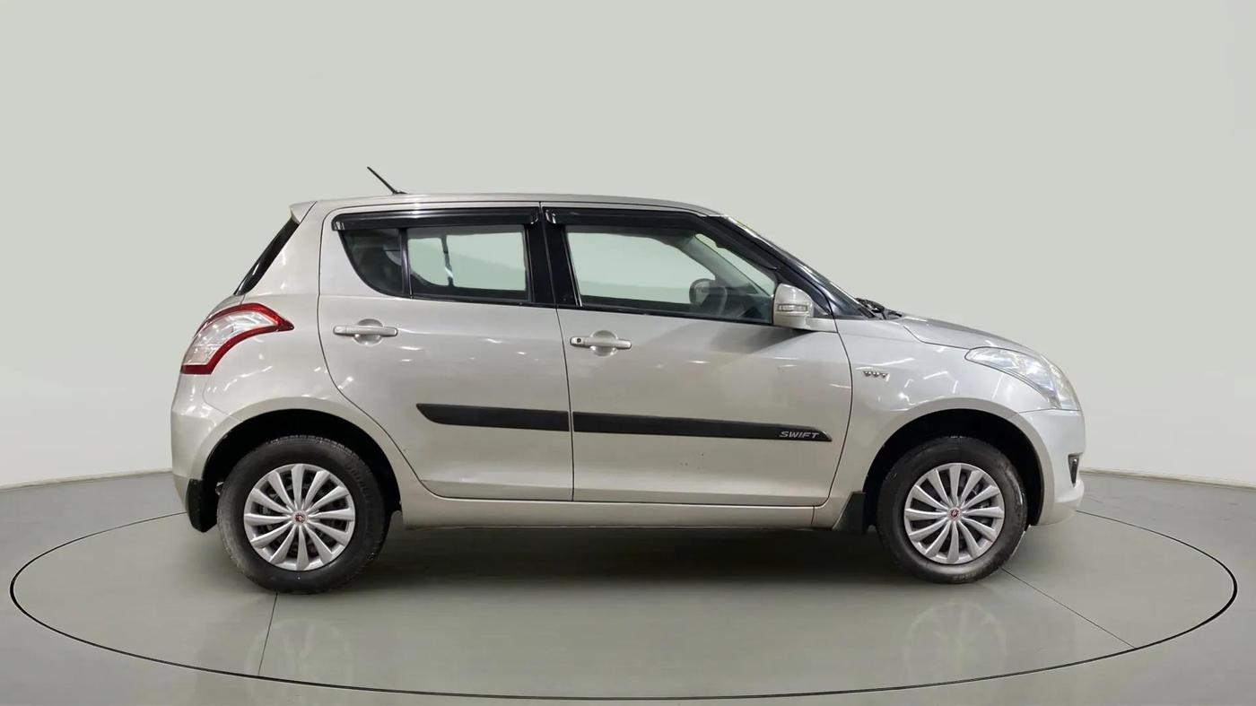 2013 Maruti Swift VXI, Petrol, Manual, 53,590 km, Right Side View