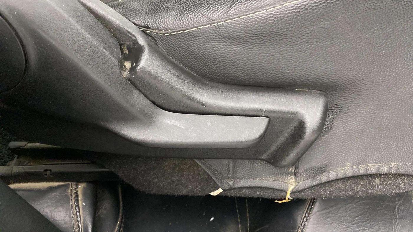 2019 Maruti IGNIS SIGMA 1.2, Petrol, Manual, 71,776 km, Driver Side Adjustment Panel