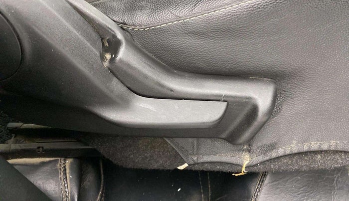 2019 Maruti IGNIS SIGMA 1.2, Petrol, Manual, 71,776 km, Driver Side Adjustment Panel
