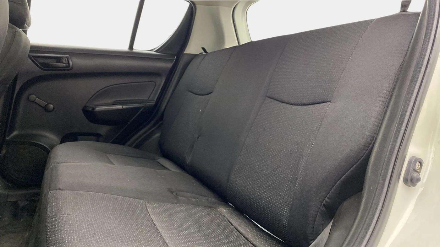 2014 Maruti Swift LXI, Petrol, Manual, 48,376 km, Right Side Rear Door Cabin