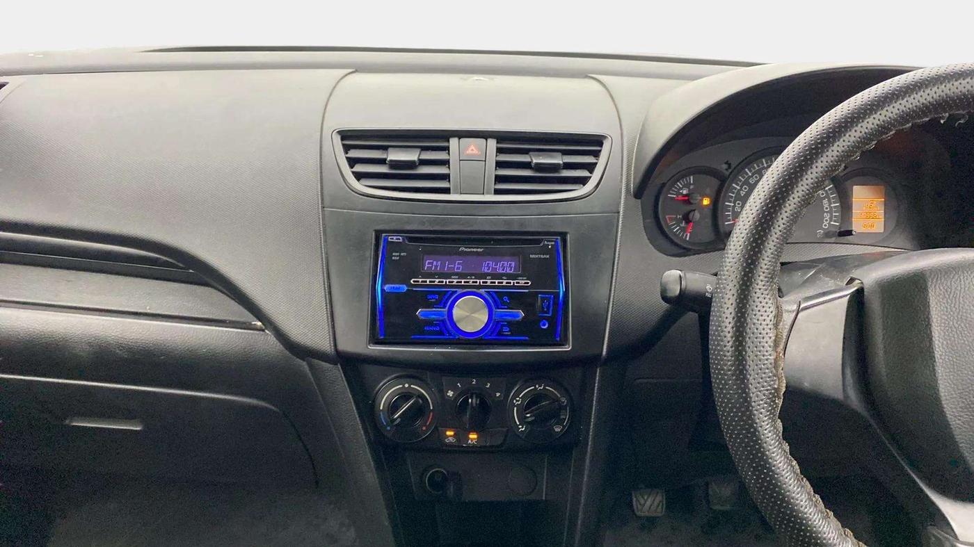 2014 Maruti Swift LXI, Petrol, Manual, 48,376 km, Air Conditioner