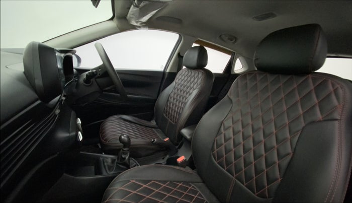 2022 Hyundai NEW I20 MAGNA 1.2 MT, Petrol, Manual, 47,084 km, Right Side Front Door Cabin