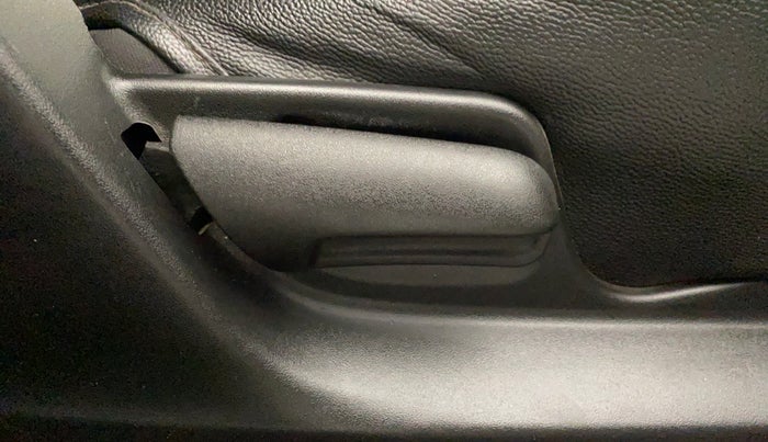 2017 Maruti Swift VXI O, Petrol, Manual, 89,502 km, Driver Side Adjustment Panel