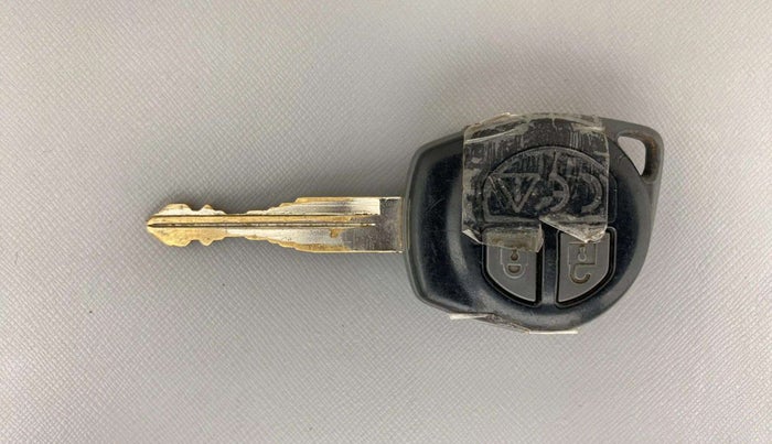 2019 Maruti Swift VXI, Petrol, Manual, 92,580 km, Key Close Up