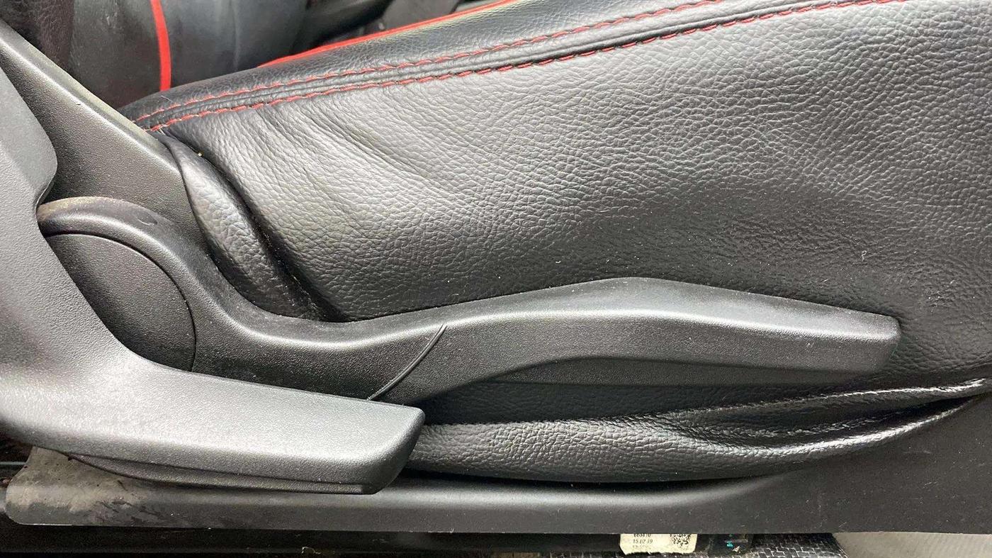2019 Maruti Swift VXI, Petrol, Manual, 92,580 km, Driver Side Adjustment Panel