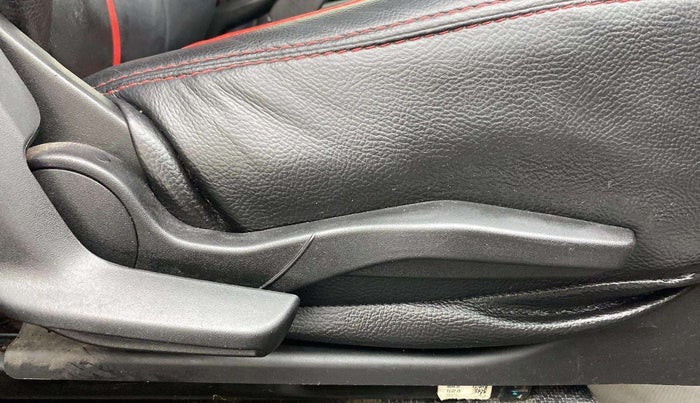 2019 Maruti Swift VXI, Petrol, Manual, 92,580 km, Driver Side Adjustment Panel