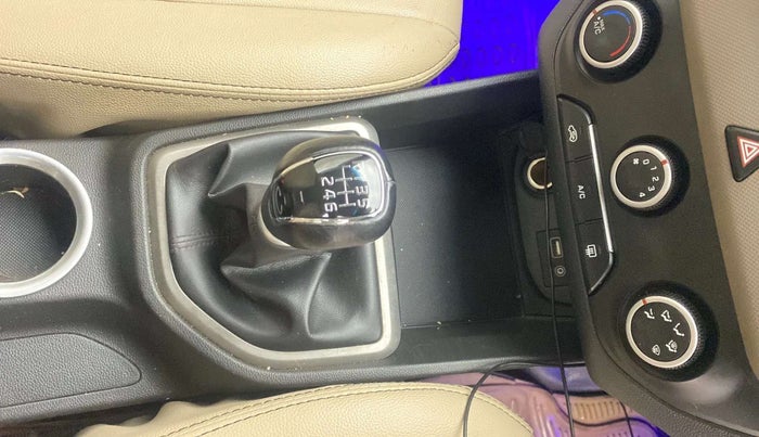 2016 Hyundai Creta S 1.6 PETROL, Petrol, Manual, 30,560 km, Gear Lever