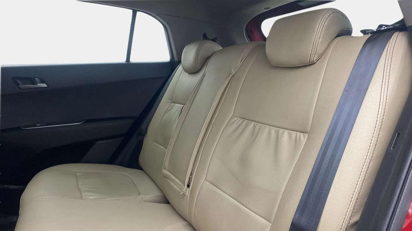 2016 Hyundai Creta S 1.6 PETROL, Petrol, Manual, 30,560 km, Right Side Rear Door Cabin