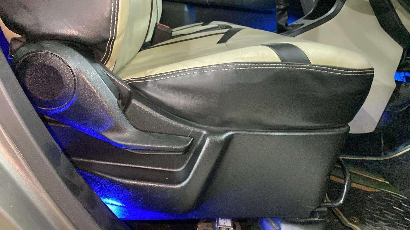 2020 Maruti New Wagon-R LXI CNG (O) 1.0, CNG, Manual, 34,220 km, Driver Side Adjustment Panel