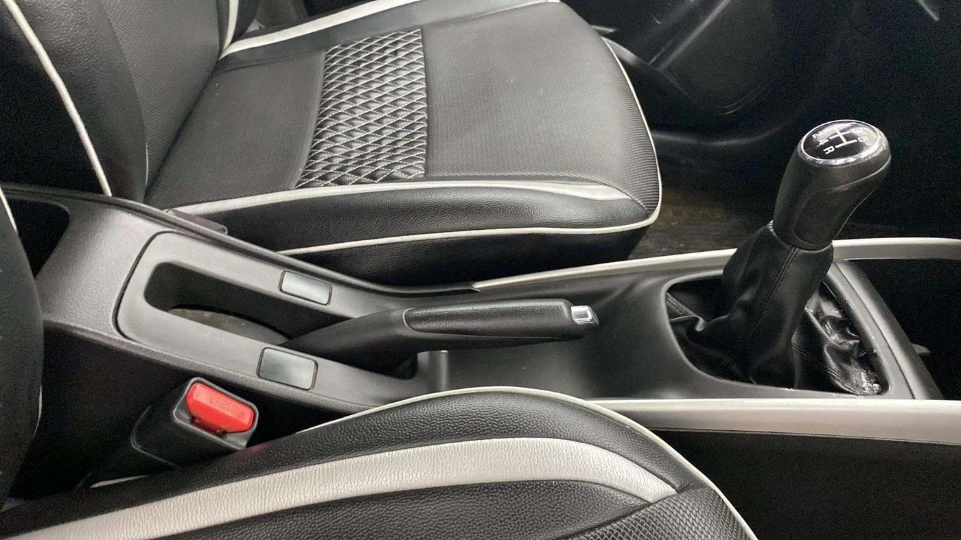 2019 Maruti Baleno DELTA PETROL 1.2, Petrol, Manual, 66,079 km, Gear Lever