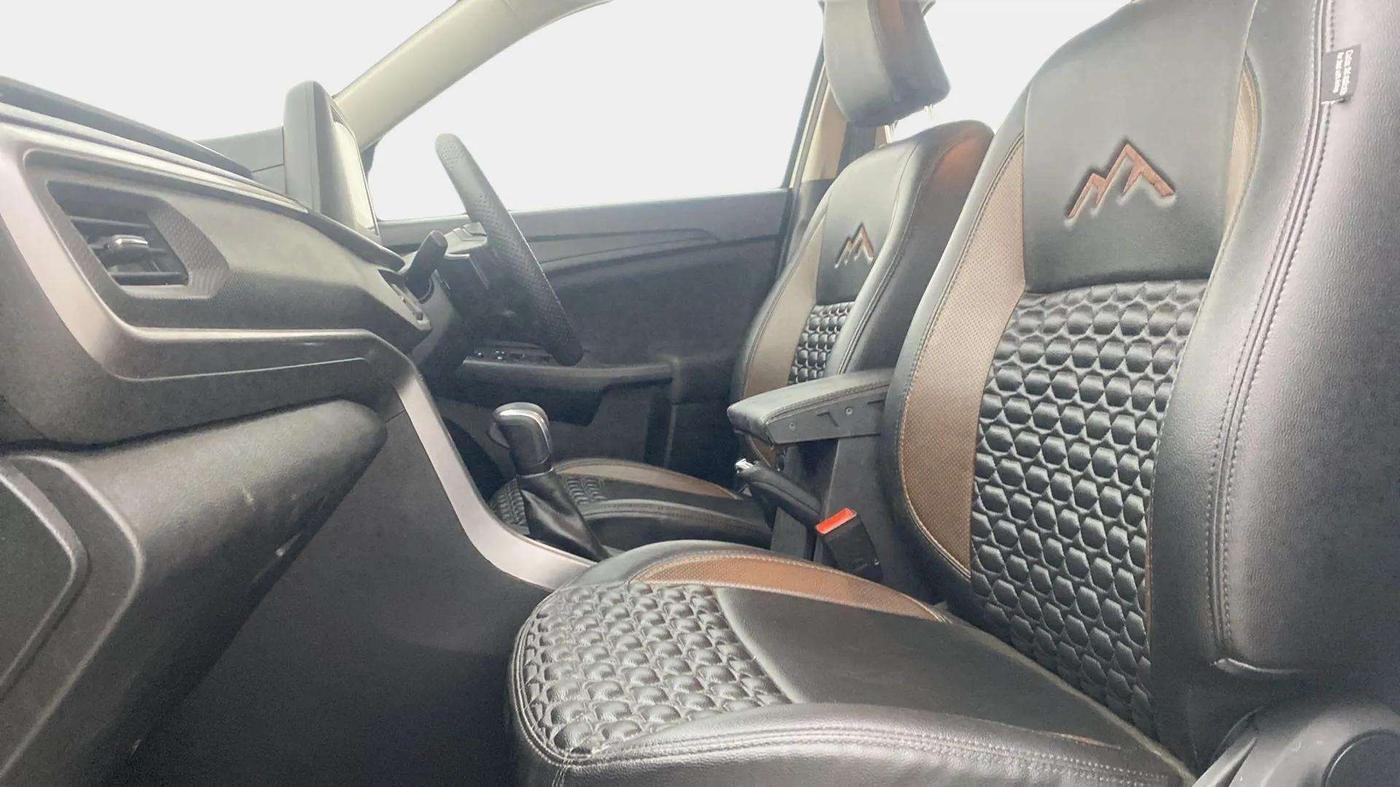 2024 Maruti BREZZA VXI AT SMART HYBRID, Petrol, Automatic, 4,315 km, Right Side Front Door Cabin