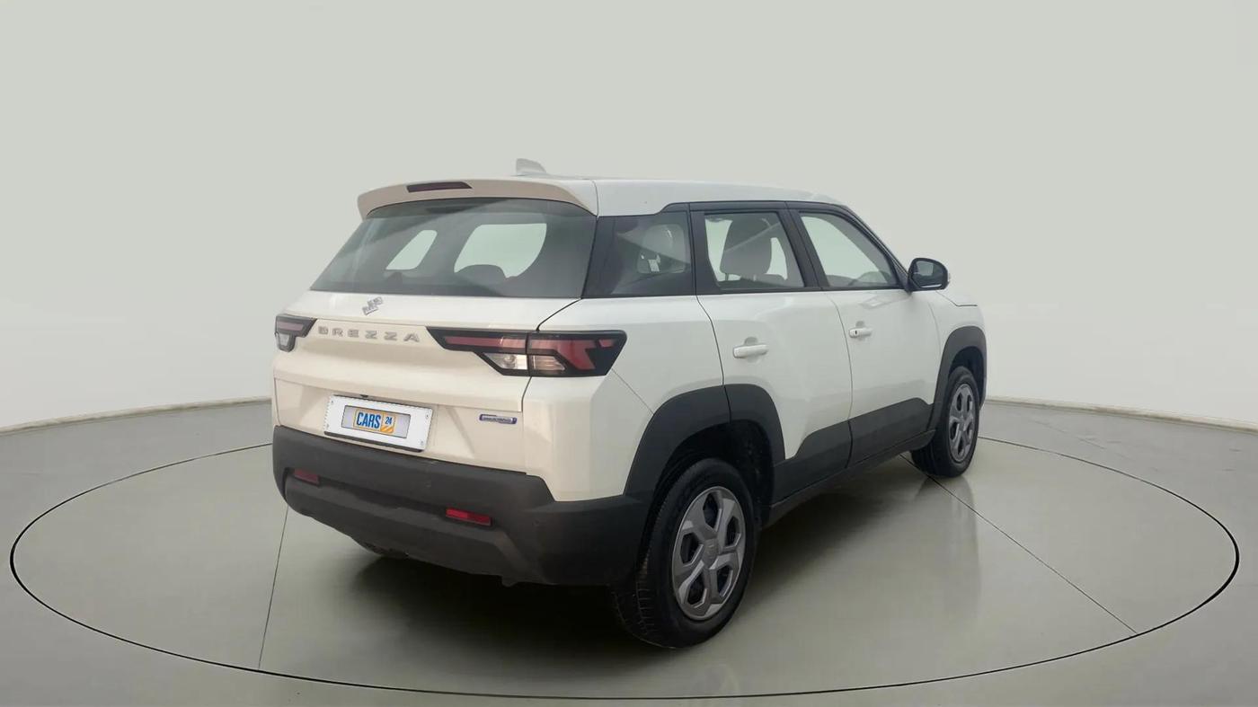 2024 Maruti BREZZA VXI AT SMART HYBRID, Petrol, Automatic, 4,315 km, Right Back Diagonal