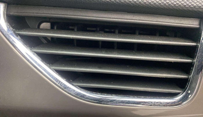 2019 Tata NEXON XZA PLUS PETROL, Petrol, Automatic, 15,560 km, AC Unit - Front vent has minor damage
