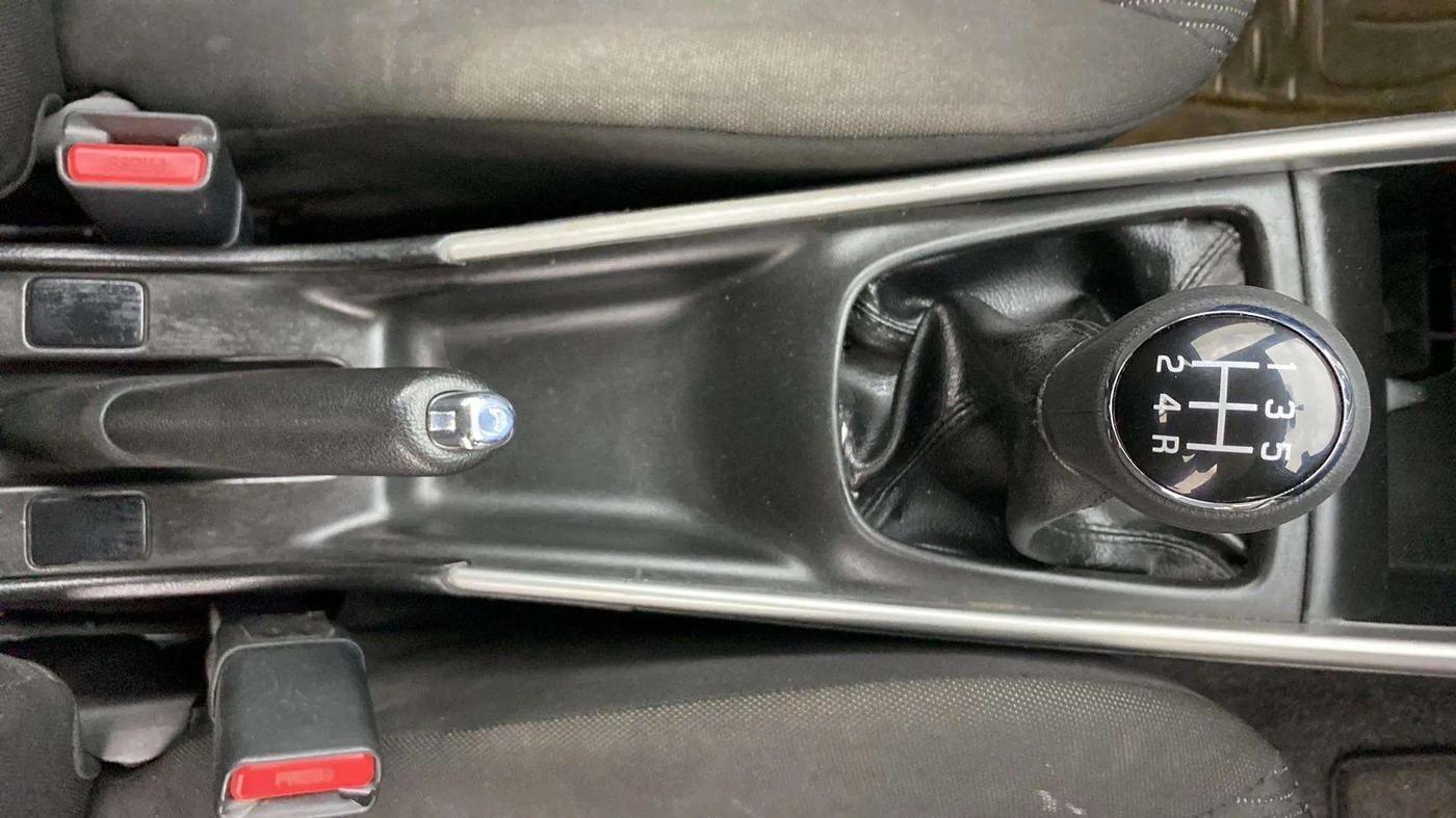 2017 Maruti Baleno DELTA PETROL 1.2, Petrol, Manual, 79,048 km, Gear Lever