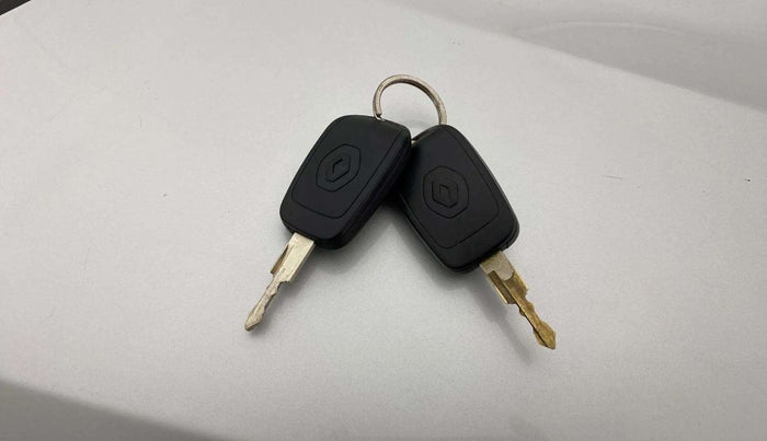 2017 Renault Kwid RXT 0.8, Petrol, Manual, 46,549 km, Key Close Up