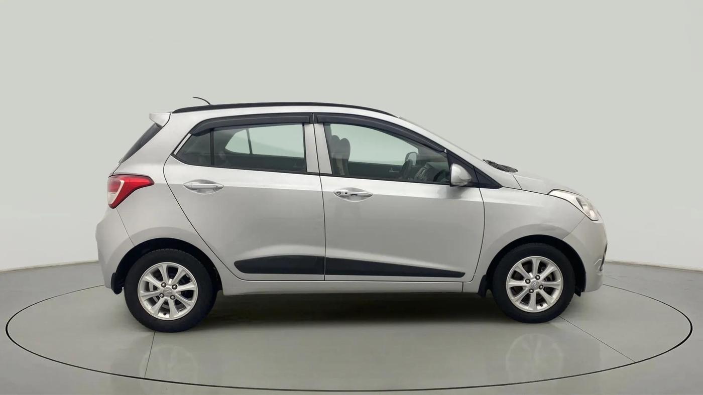2015 Hyundai Grand i10 ASTA AT 1.2 KAPPA VTVT, Petrol, Automatic, 71,048 km, Right Side View