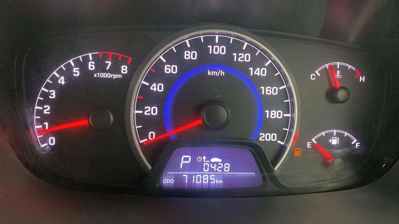 2015 Hyundai Grand i10 ASTA AT 1.2 KAPPA VTVT, Petrol, Automatic, 71,048 km, Odometer Image