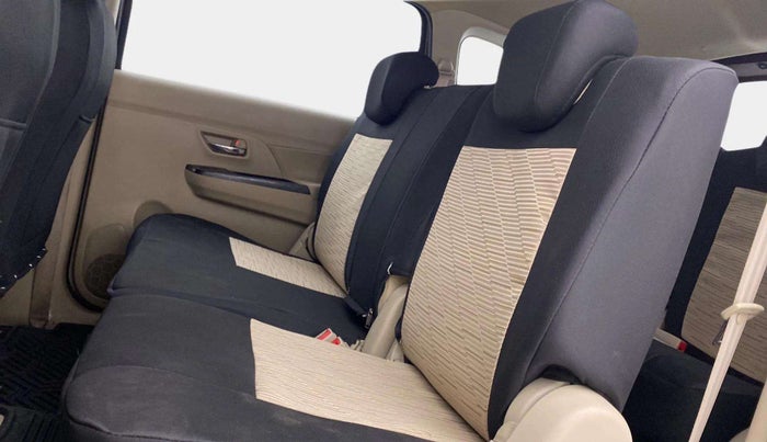 2023 Maruti Ertiga ZXI+ SHVS, Petrol, Manual, 34,642 km, Right Side Rear Door Cabin