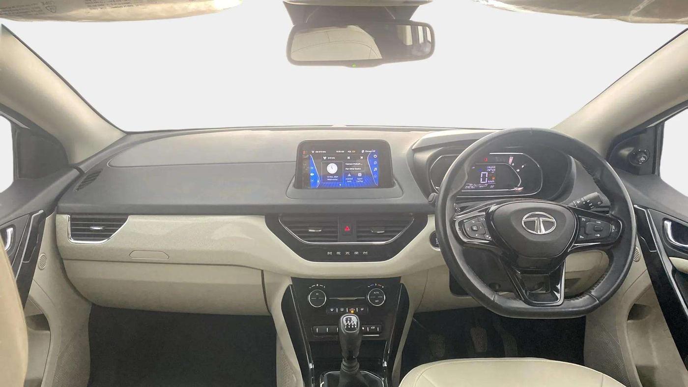 2022 Tata NEXON XZ PLUS SUNROOF PETROL DUAL TONE, Petrol, Manual, 24,244 km, Dashboard