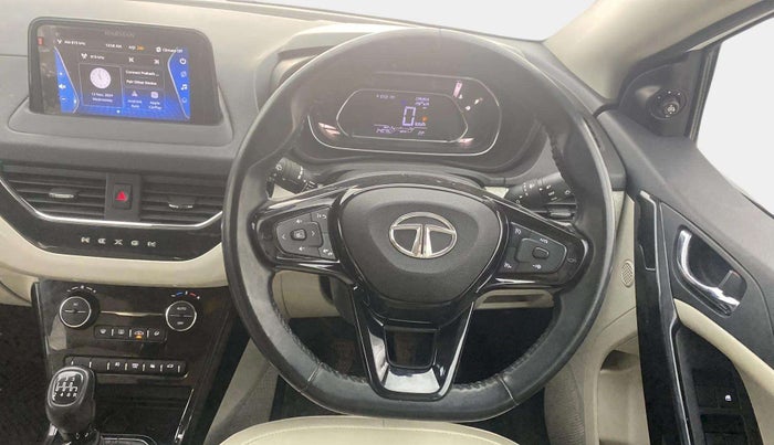 2022 Tata NEXON XZ PLUS SUNROOF PETROL DUAL TONE, Petrol, Manual, 24,244 km, Steering Wheel Close Up