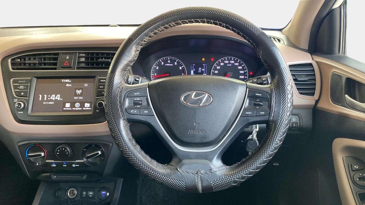 2020 Hyundai Elite i20 SPORTZ PLUS 1.2, Petrol, Manual, 71,009 km, Steering Wheel Close Up