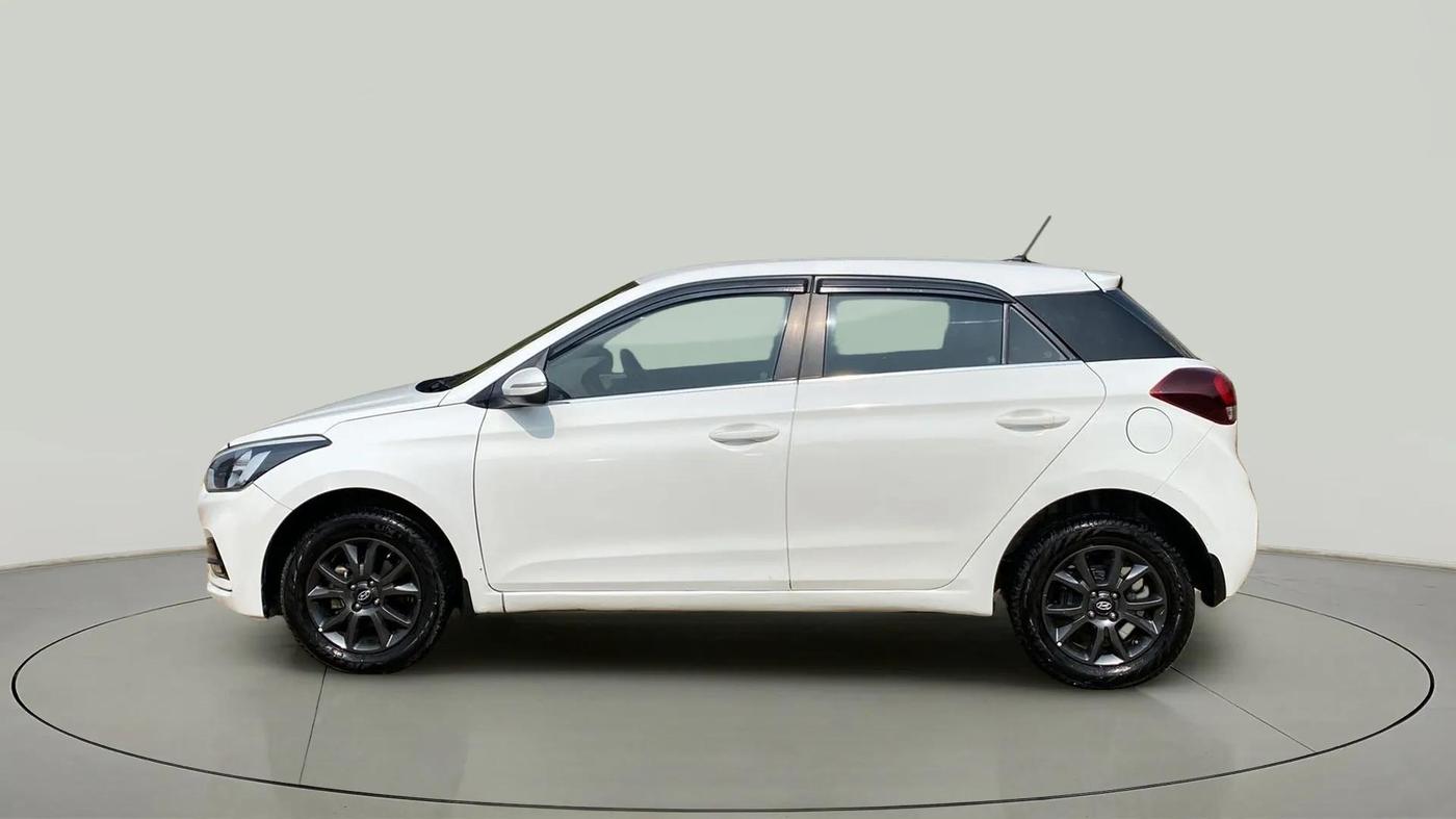 2020 Hyundai Elite i20 SPORTZ PLUS 1.2, Petrol, Manual, 71,009 km, Left Side