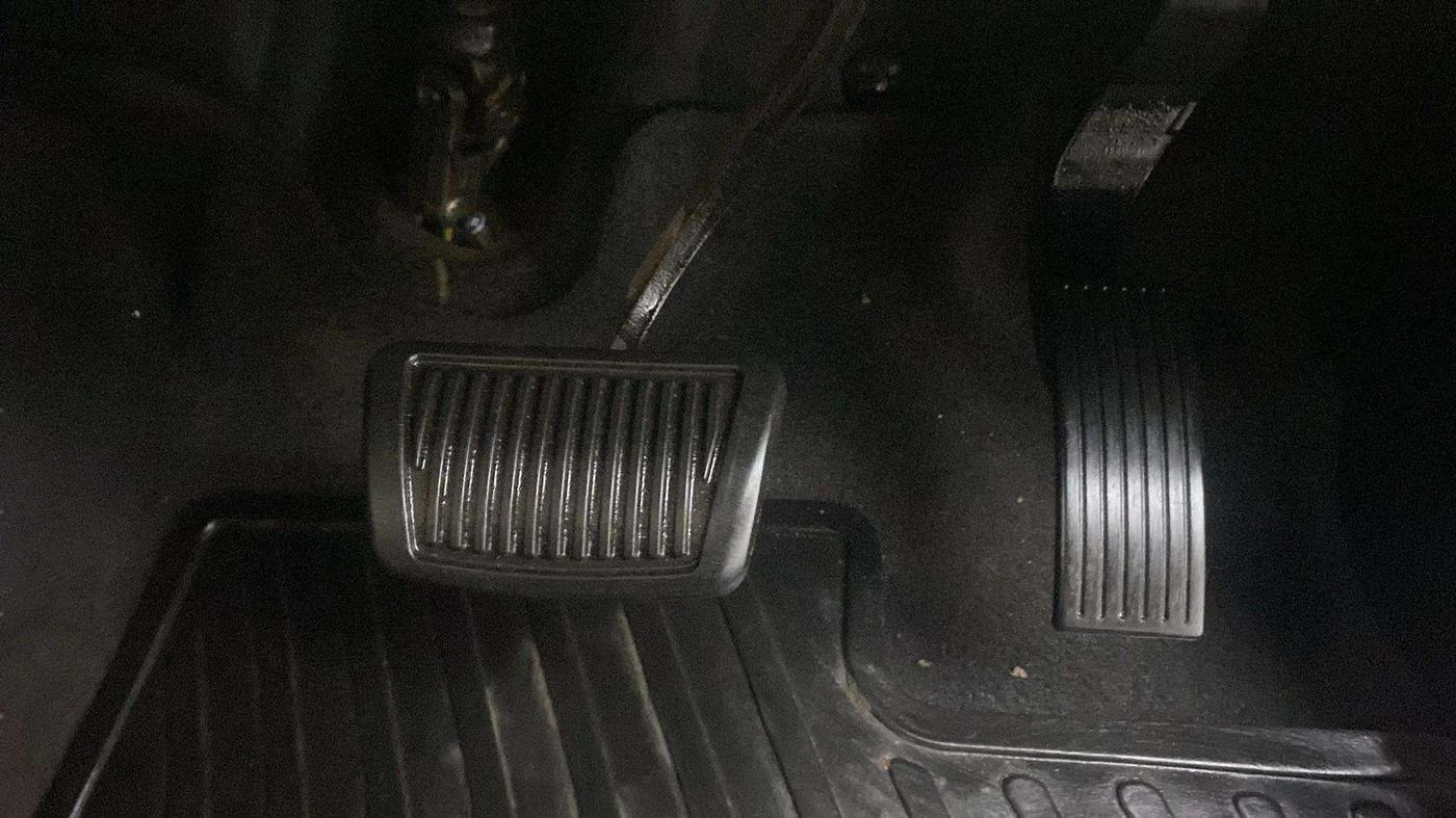 2019 Hyundai NEW SANTRO SPORTZ AMT, Petrol, Automatic, 31,577 km, Pedals