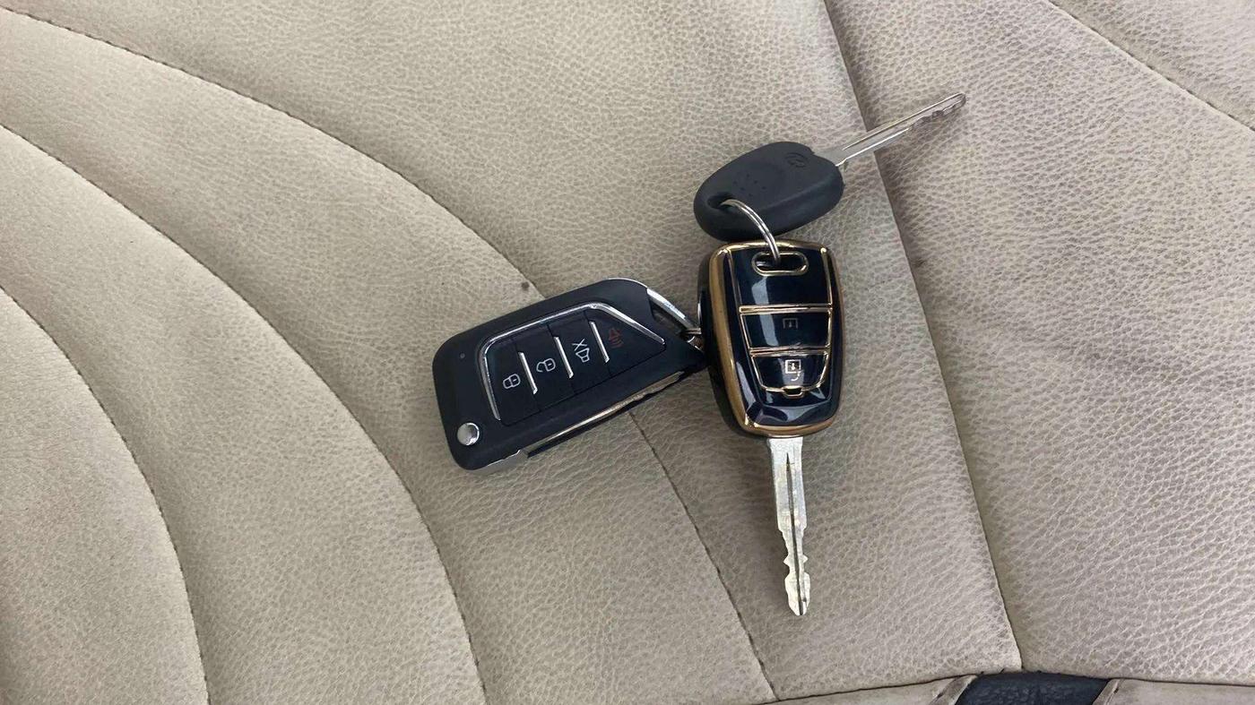 2019 Hyundai NEW SANTRO SPORTZ AMT, Petrol, Automatic, 31,577 km, Key Close Up