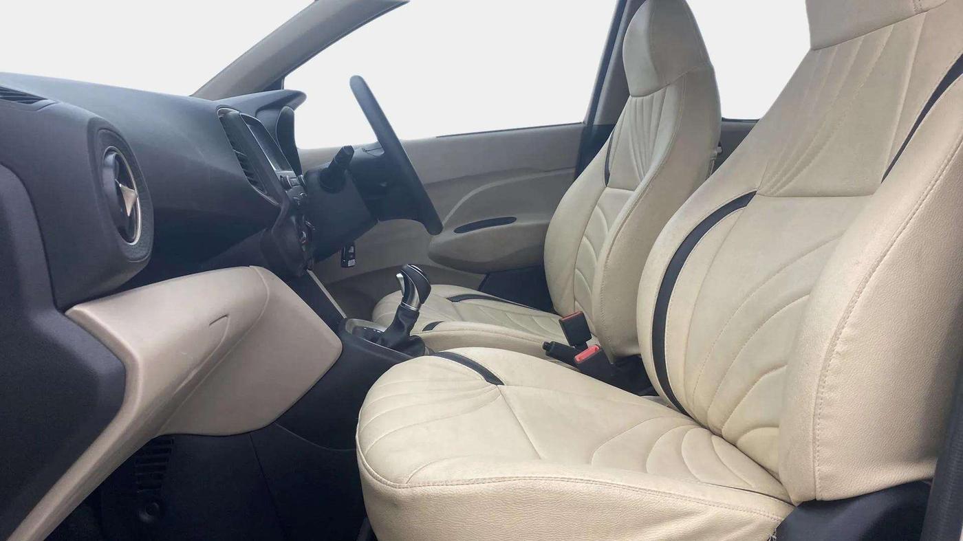 2019 Hyundai NEW SANTRO SPORTZ AMT, Petrol, Automatic, 31,577 km, Right Side Front Door Cabin