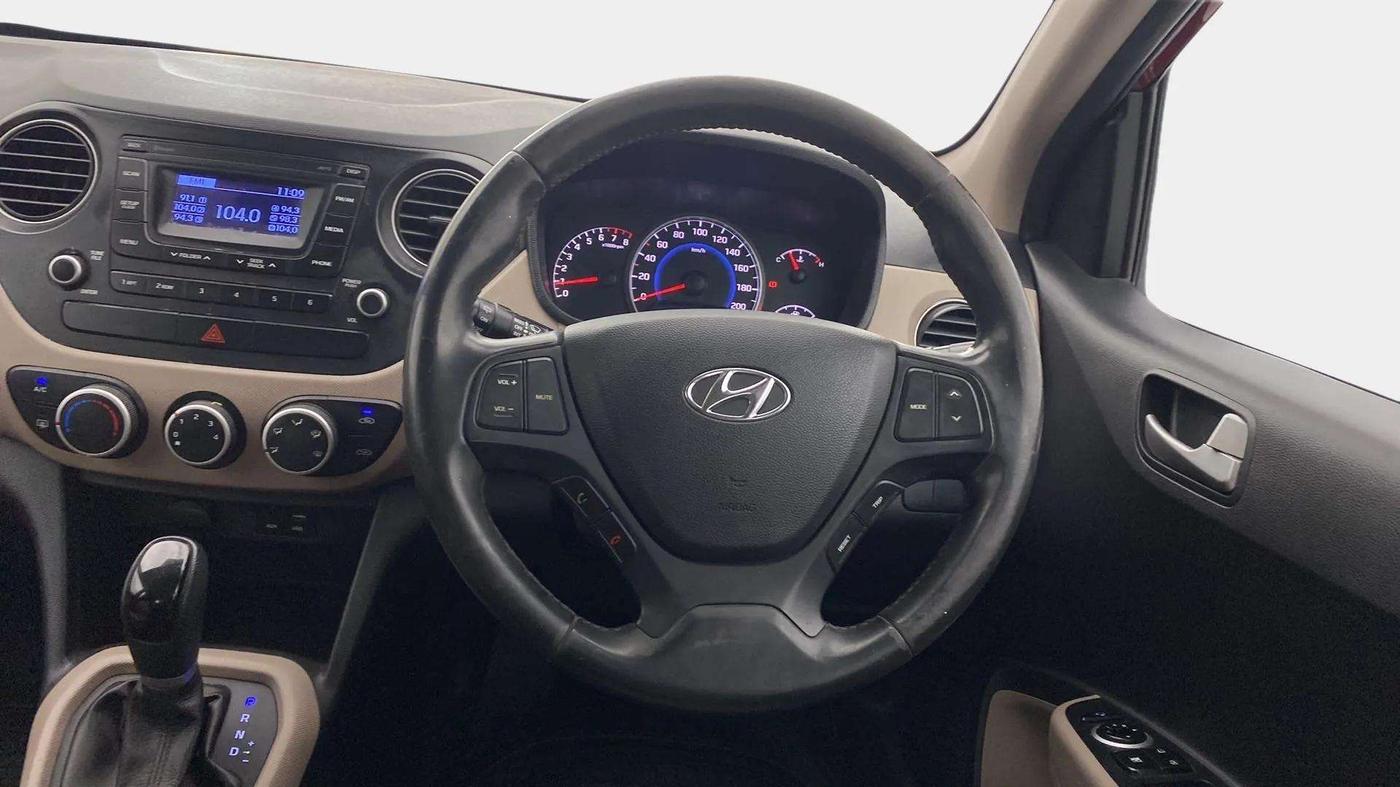 2016 Hyundai Grand i10 ASTA (O) AT 1.2 KAPPA VTVT, Petrol, Automatic, 78,139 km, Steering Wheel Close Up