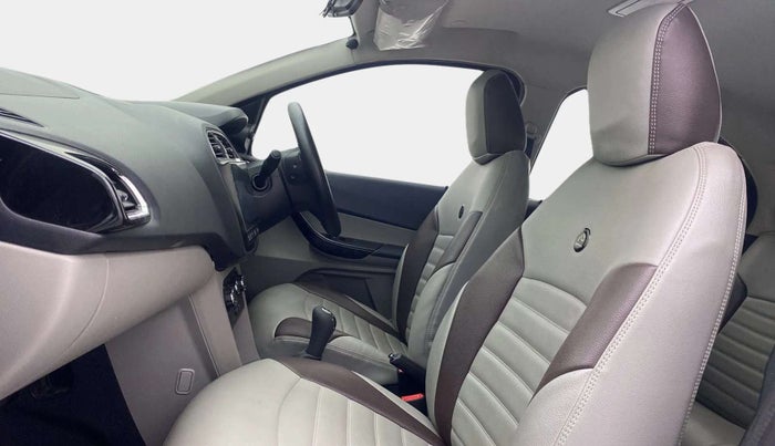 2018 Tata Tiago XZ PETROL, Petrol, Manual, 21,056 km, Right Side Front Door Cabin