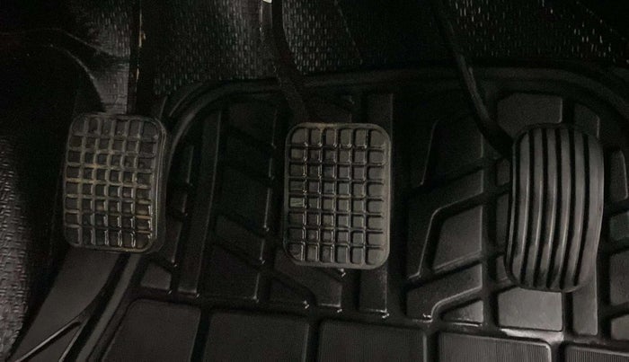 2018 Tata Tiago XZ PETROL, Petrol, Manual, 21,056 km, Pedals