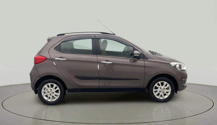 2018 Tata Tiago XZ PETROL, Petrol, Manual, 21,056 km, Right Side View