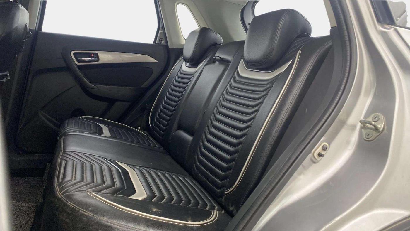 2017 Maruti Vitara Brezza ZDI PLUS, Diesel, Manual, 75,958 km, Right Side Rear Door Cabin