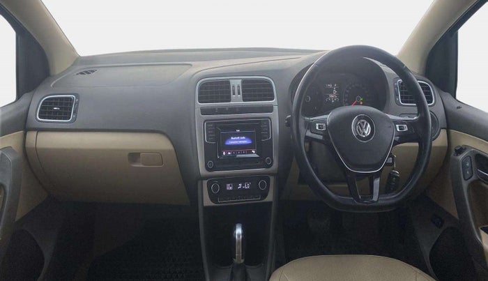 2017 Volkswagen Vento HIGHLINE PETROL AT, Petrol, Automatic, 93,777 km, Dashboard