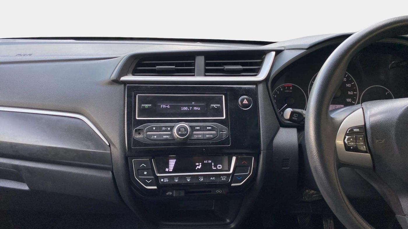 2016 Honda BR-V 1.5L I-VTEC S, Petrol, Manual, 63,931 km, Air Conditioner